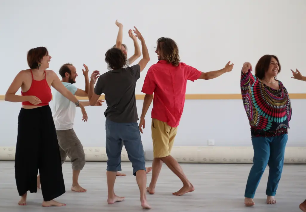 Cours de Biodanza à Bédarieux facilité par Christophe Brumbt